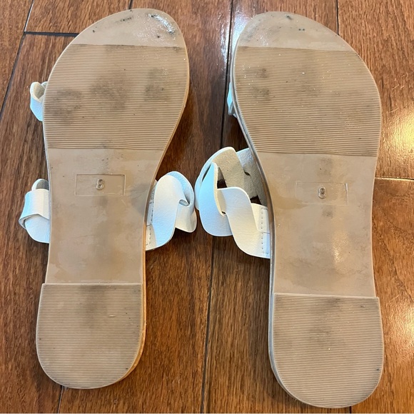 White Slide Flat Sandals Size 8 Two Braid Band Memory Foam - Picture 3 of 3